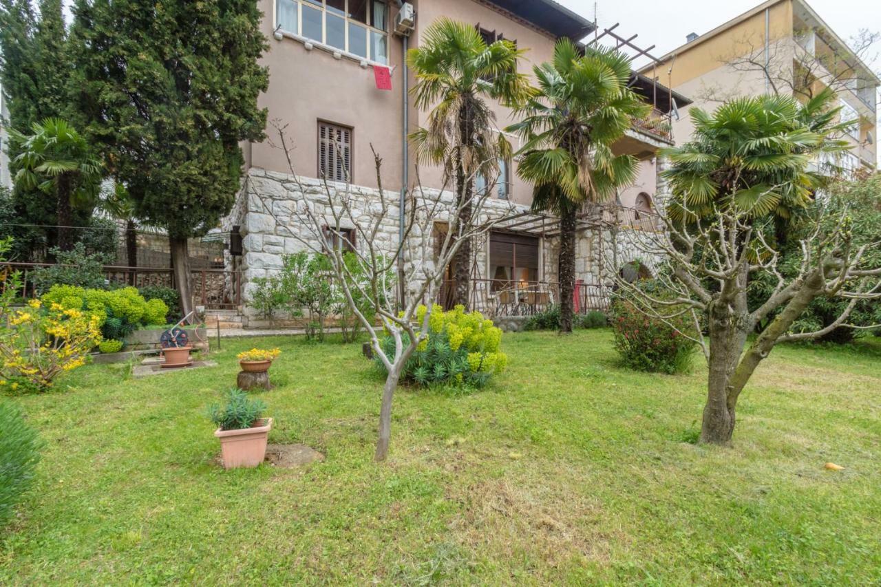 Apartment Urban Garden Fiume Esterno foto